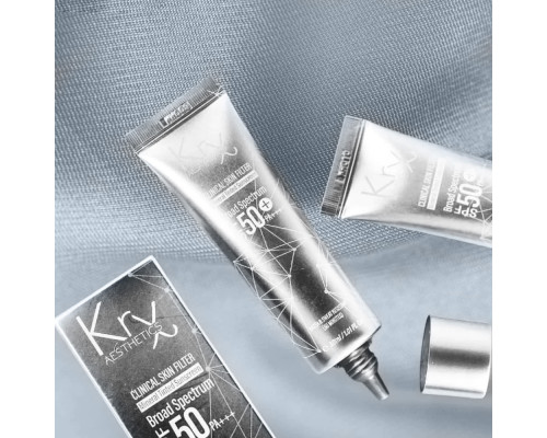 CLINICAL SKIN FILTER TINTED SUNSCREEN SPF 50 PA+++. Сонцезахисний крем-флюїд з тінтом, тон світлий тілесний, 30 гр